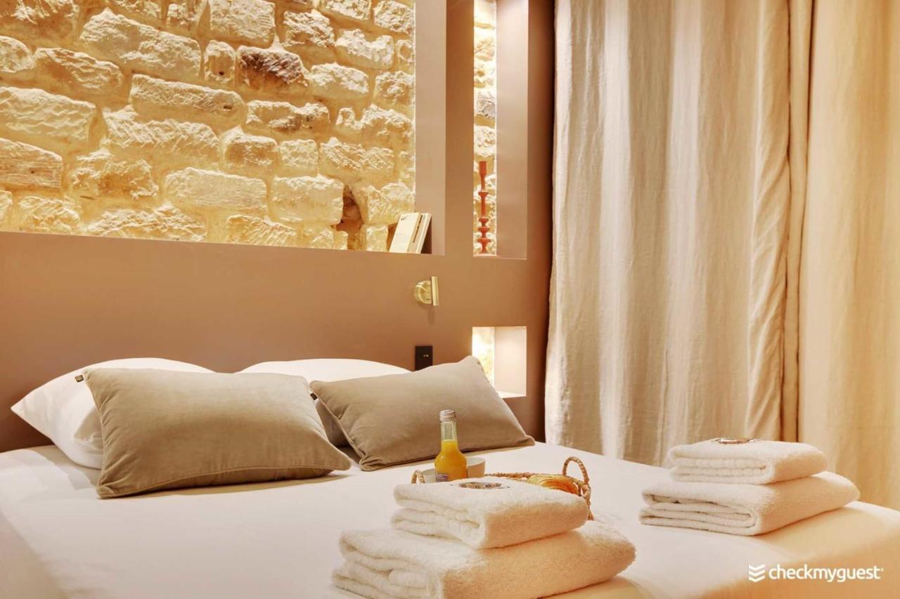 Apartment One-of-a-kind Spacious In Le Marais Paris