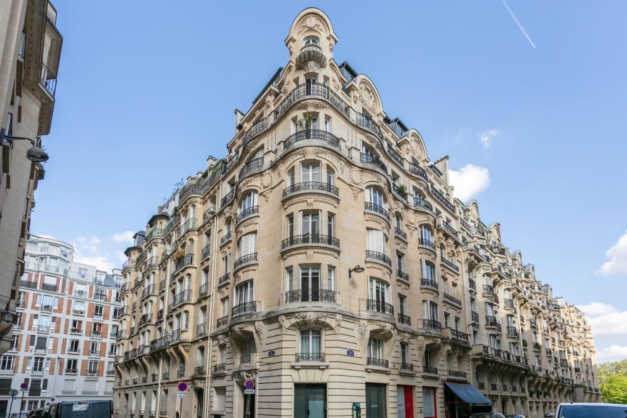 Apartment Luxury Living In Passy *