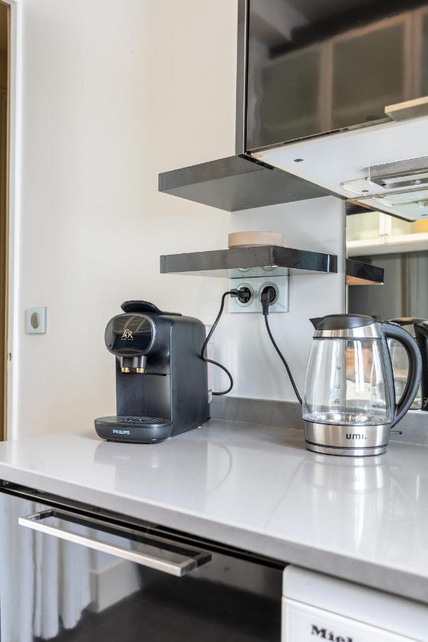 Luxury Living In Passy