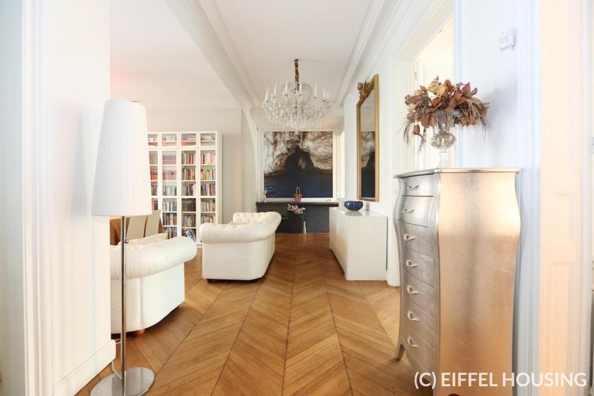 Arc De Triomphe - Luxury With A Sense Of * Paris