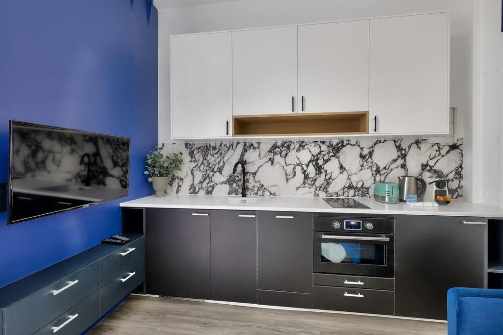 Design In Le Marais Apartment *