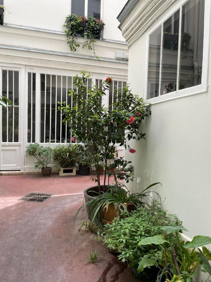 Charming Love Nest Near The Bastille * Paris