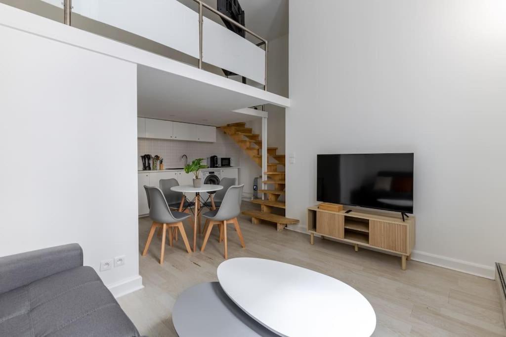 Hsh Kleber Arc De Triomphe Charming Duplex Apartment