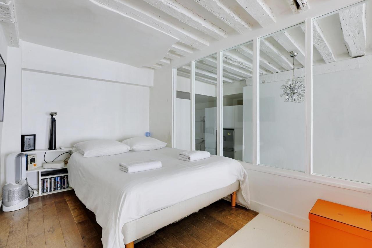 Apartamento Lovely 2-bedroom In The Heart Of *