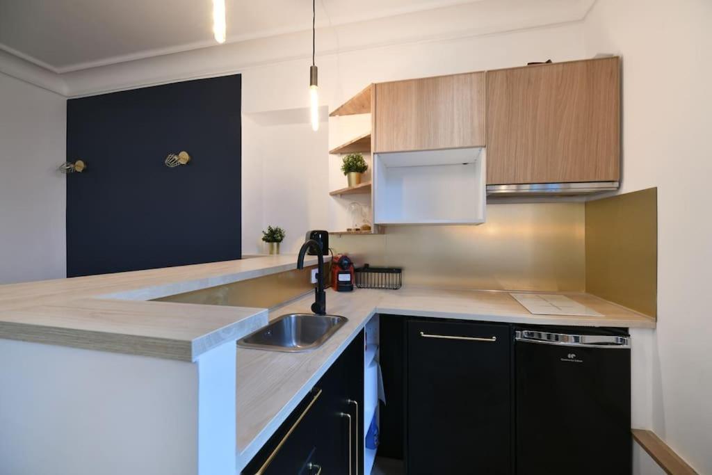 Cozy Flat Nearby Arc De Triomphe, Champs Elysees & Palais Des Congres * Paris