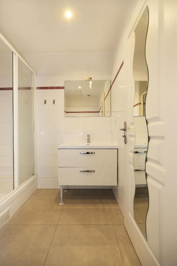 Rdc - Moderne Et Elegant A 5 Apartment