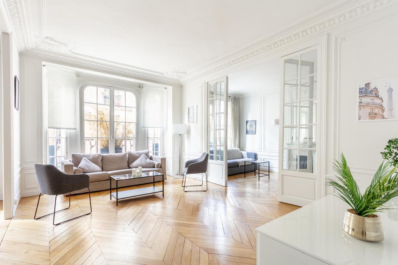 Luxury Living In Passy Apartment *