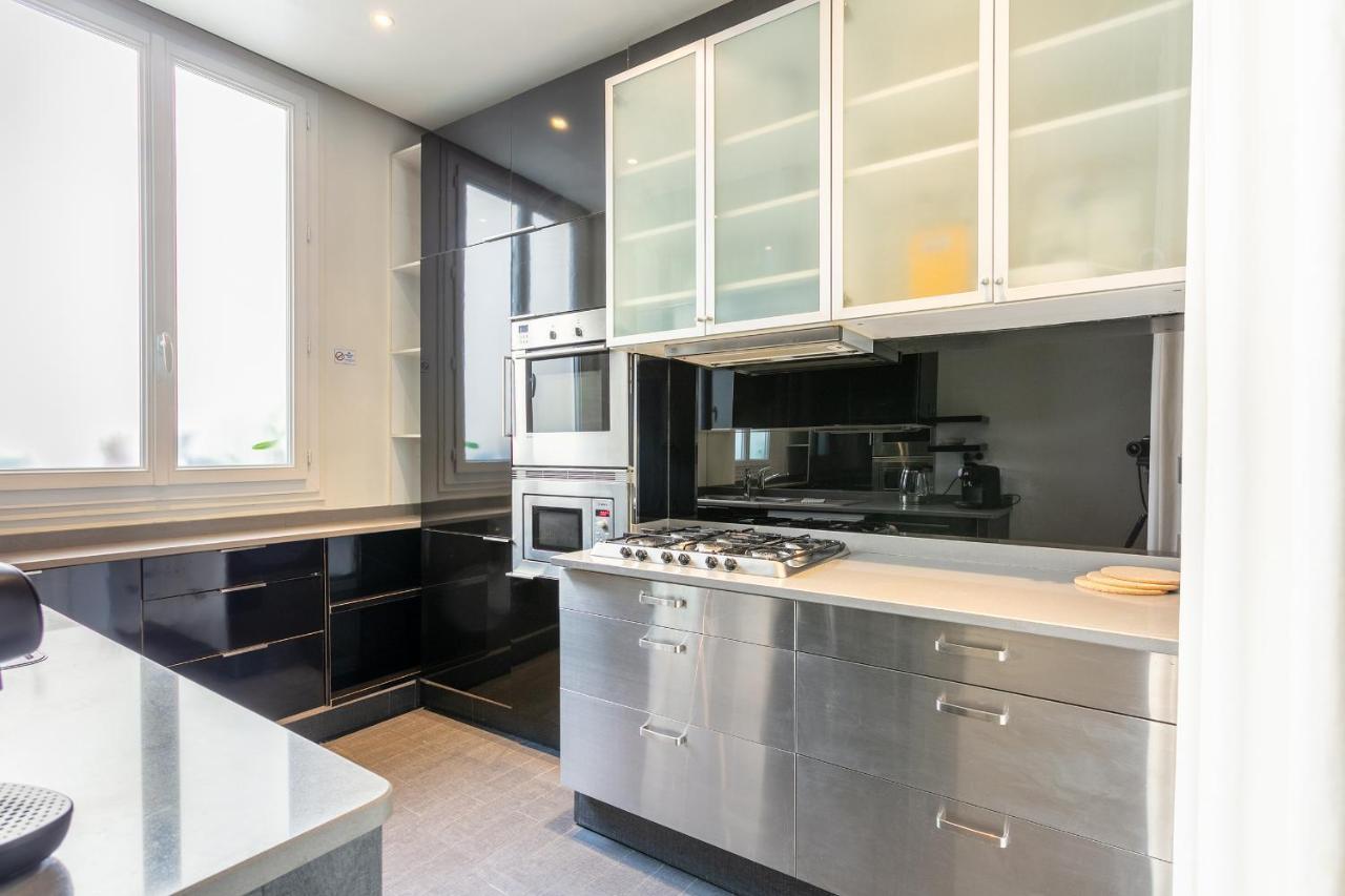 Luxury Living In Passy Apartment *