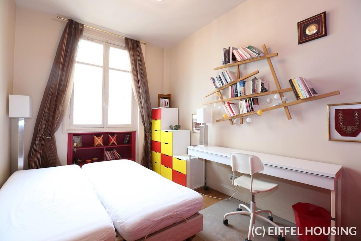 Arc De Triomphe - Luxury With A Sense Of Paris