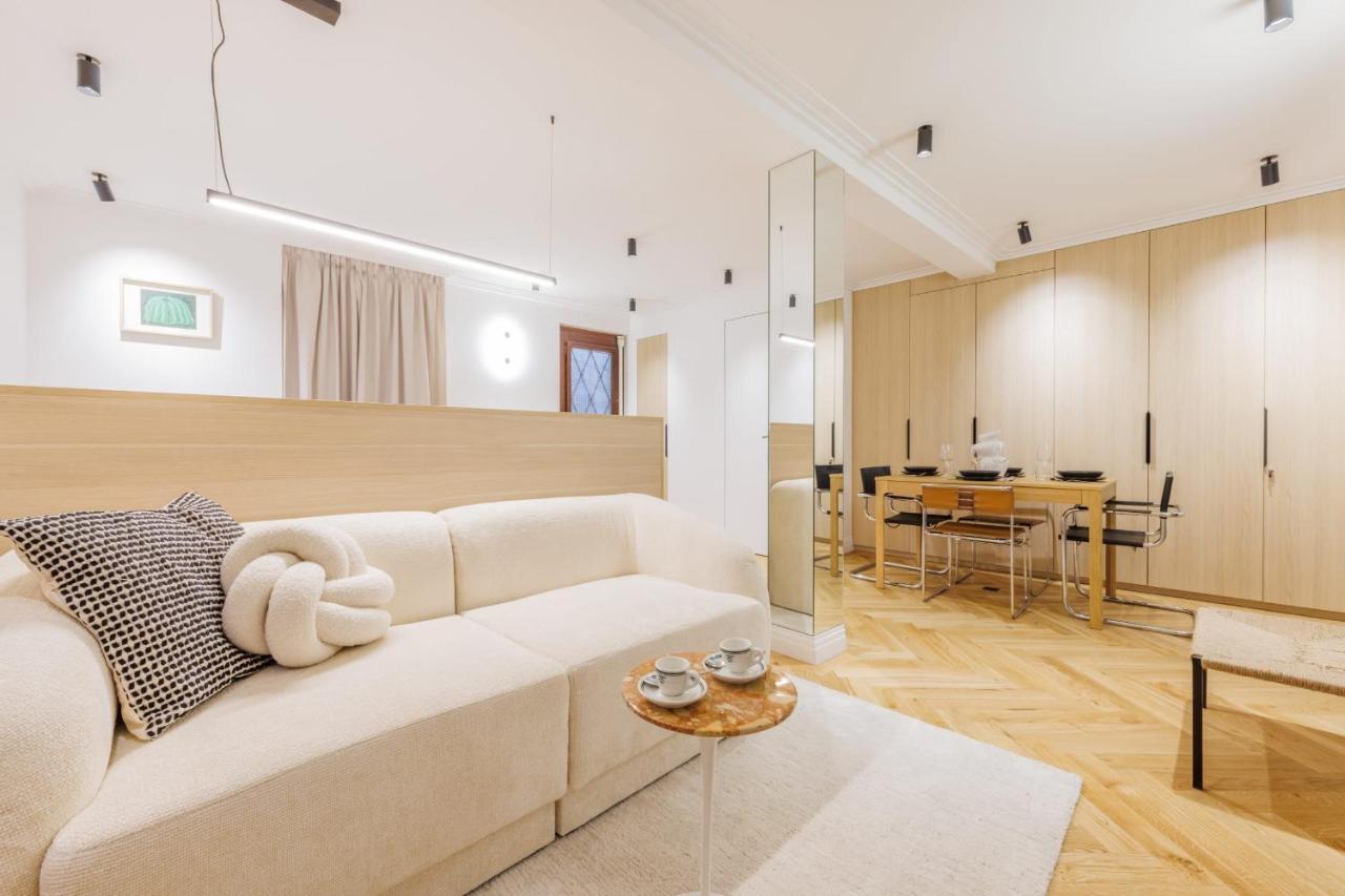 Appartement Superb Studio 2p 17eme