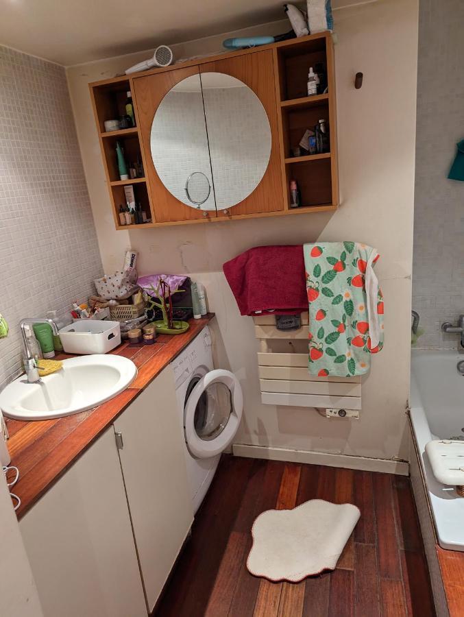 Chambre Canal St Martin