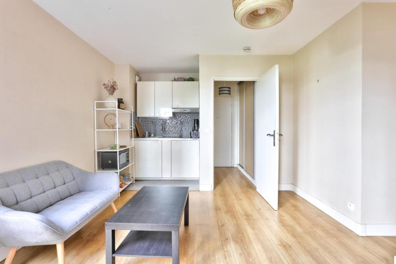 For 2 People In La Villette Appartement Paris