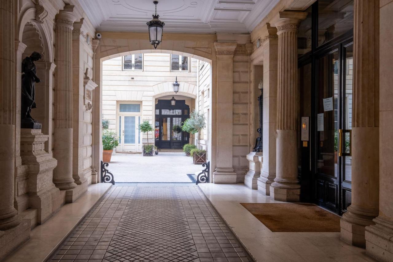 Veeve - Heart Of Saint Germain Paris