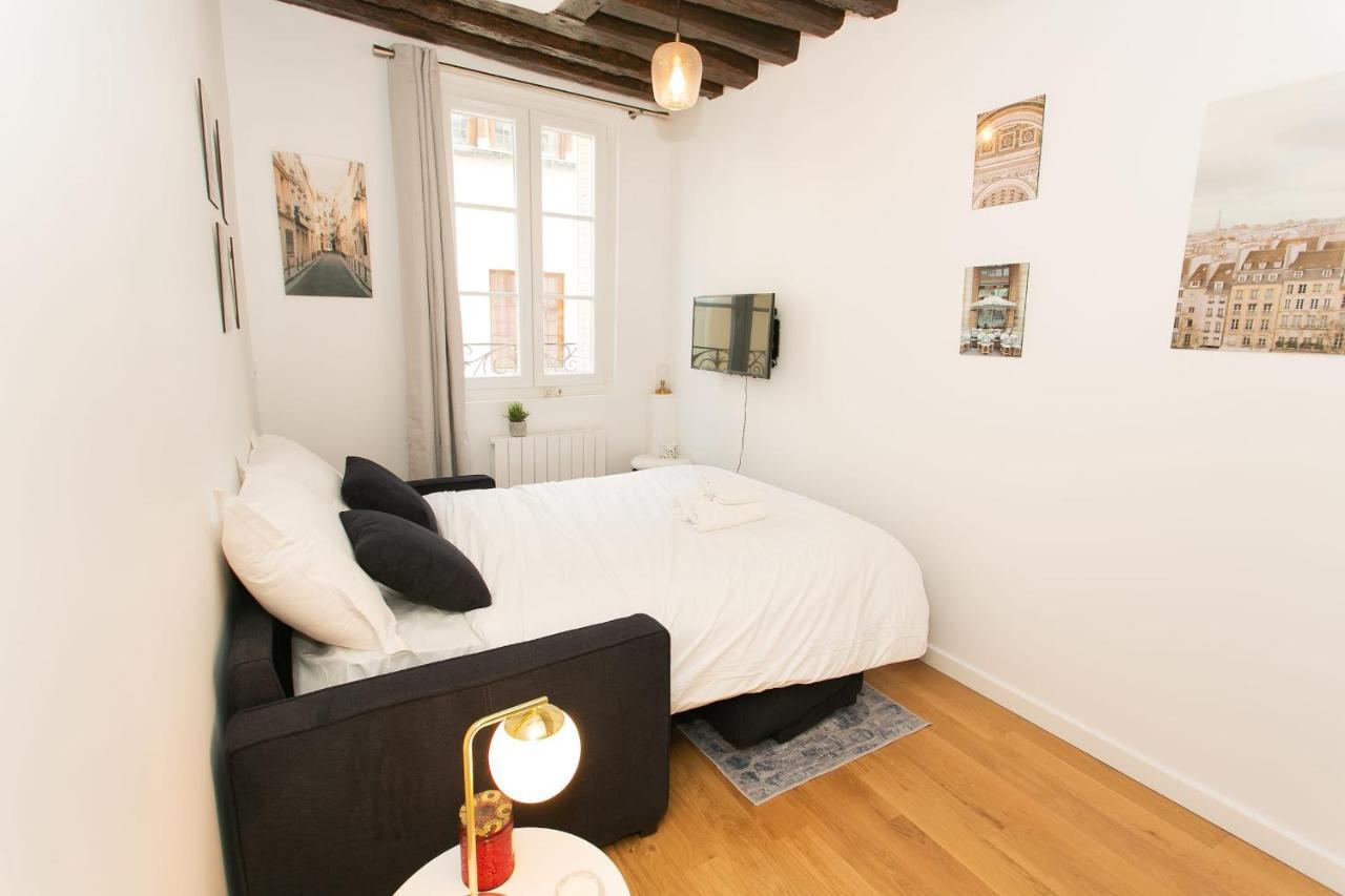 Cozy Marais Studio Next To The Seine - Pont Marie Apartment *