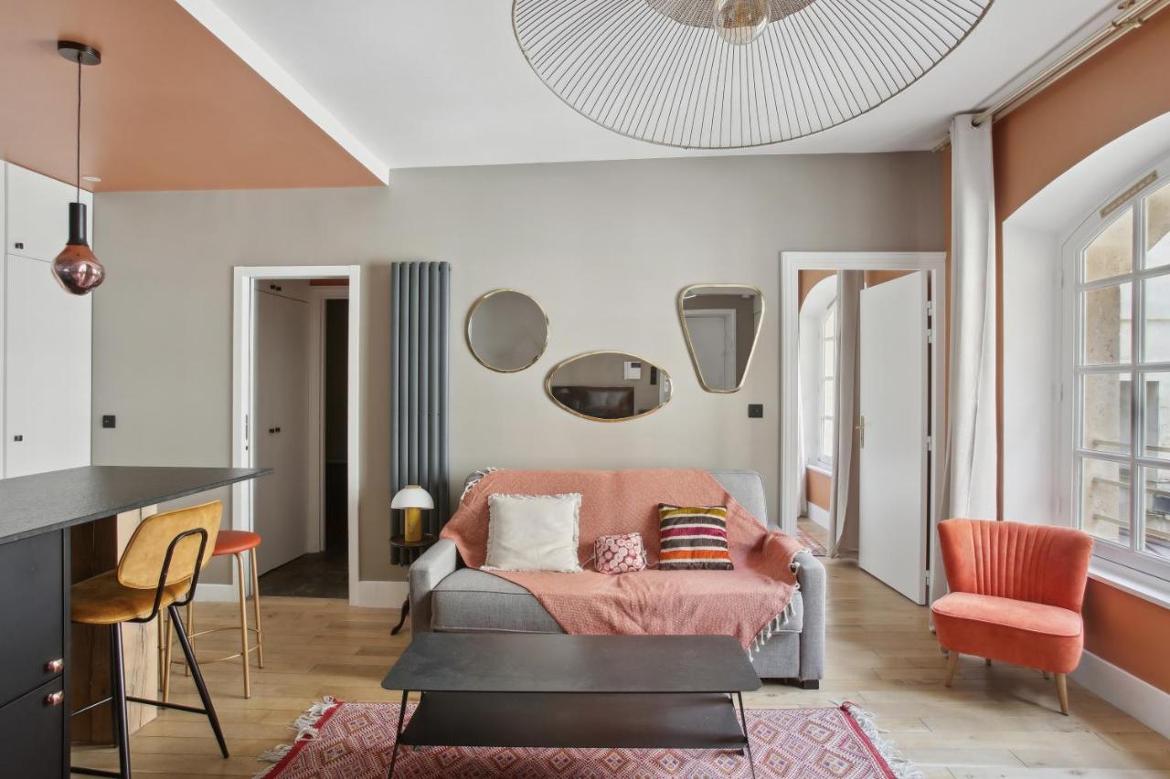 Dans Particulier Le Marais By Weekome Apartment