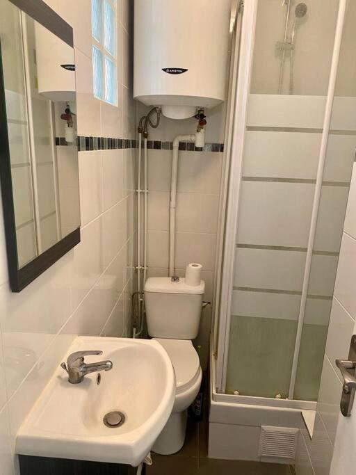 Studio In Apartment