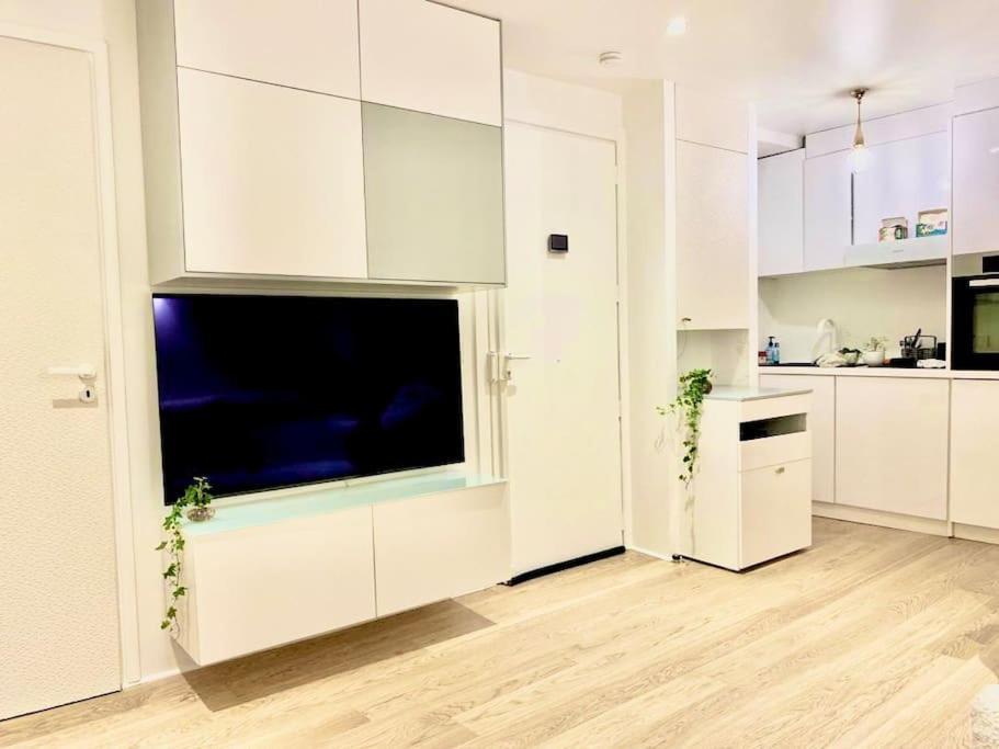 Appartement Center Of - Elegant In Highly Secured Area