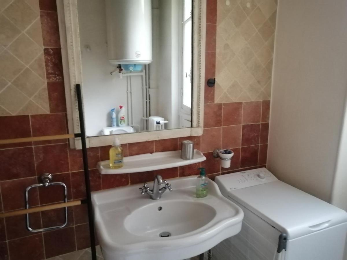Appartement 16 *