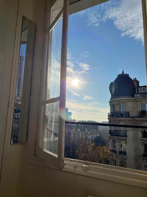 Appartement Studio Vue Tour Eiffel Paris
