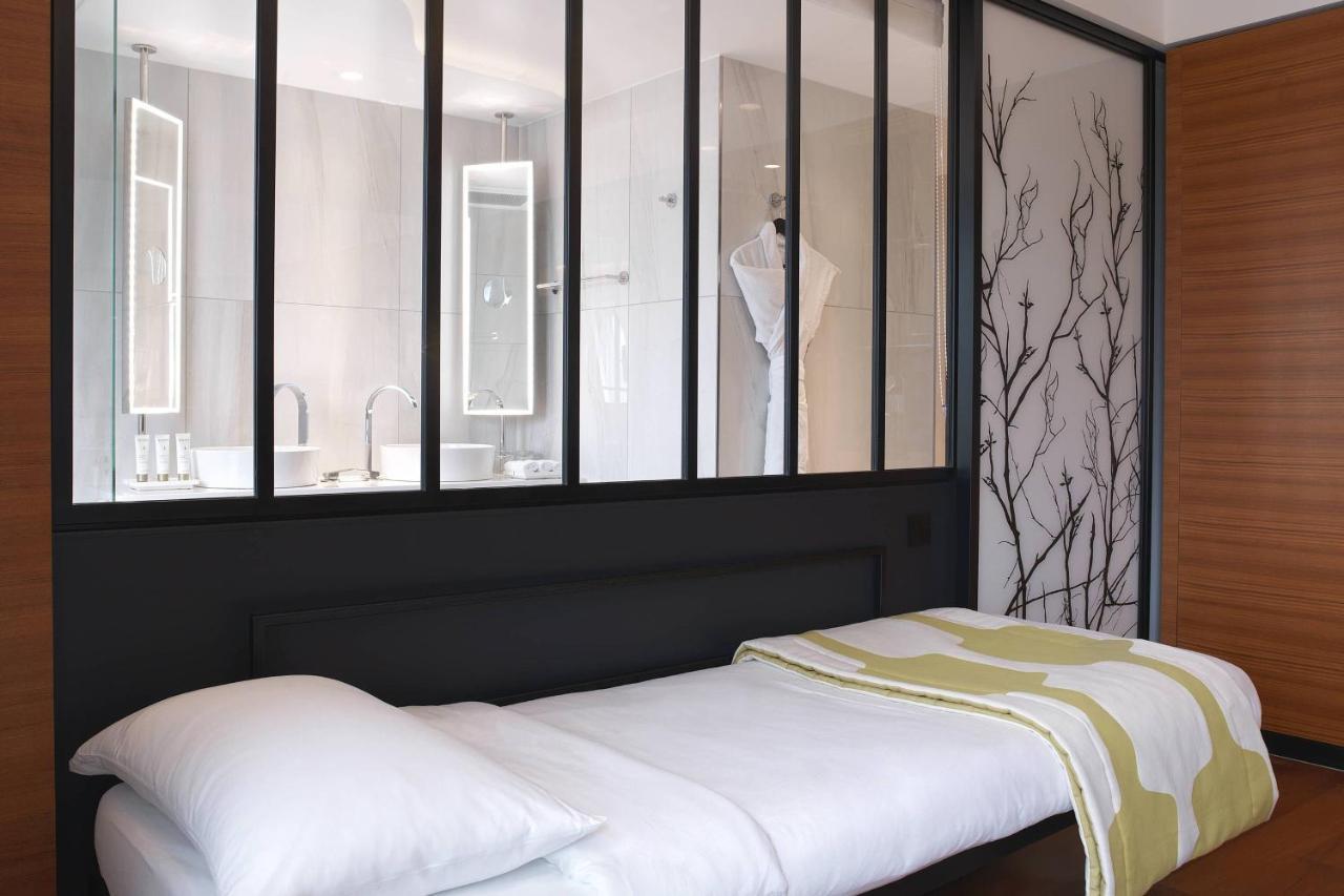 Renaissance Republique & 5* Paris