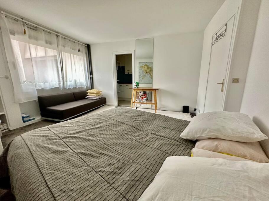Apartamento 10 Canal, Studio Au Calme, Piscine Solarium