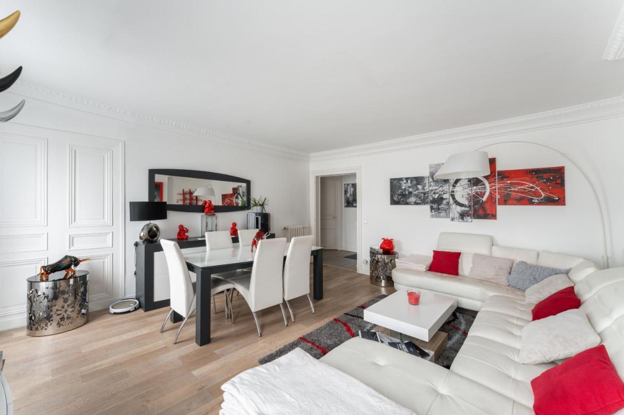 Apartment Haussmannien - Dernier Etage