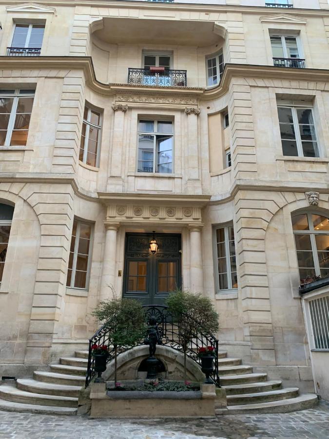Superbe Duplex Au Coeur De Montorgueil * Paris