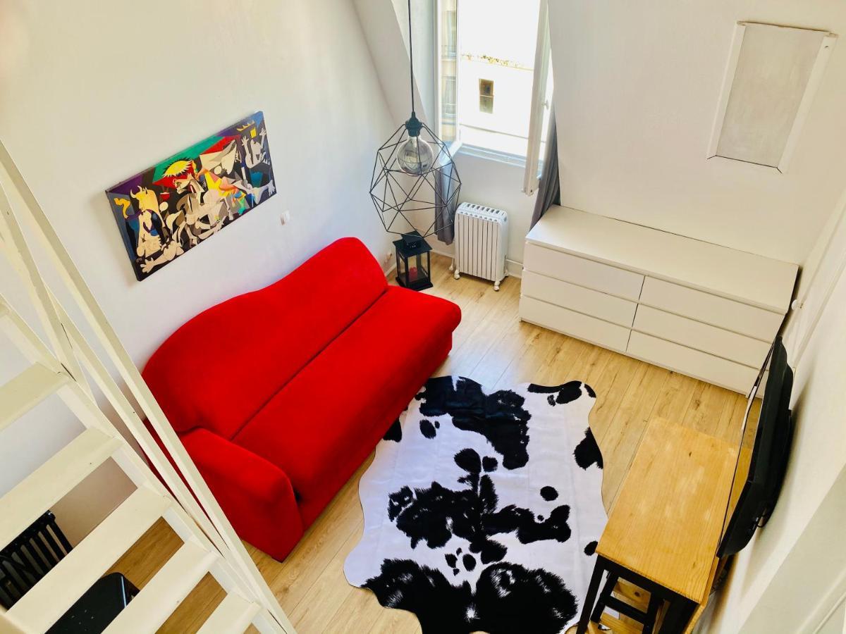 Direct Views Of Eiffel Tower & Sacre-coeur From Mezzanine - 10 Mins To Center Apartment *