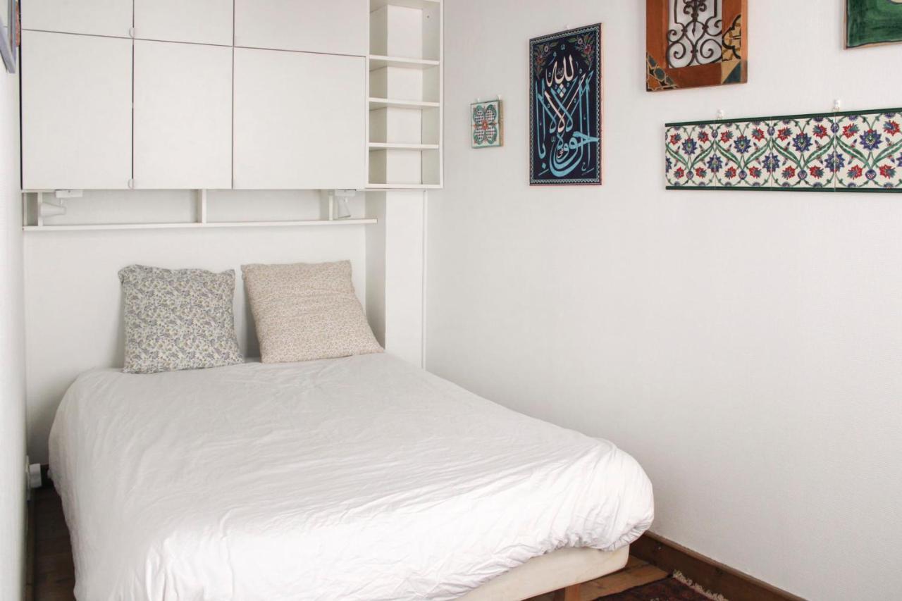 Bright 30 M Fully Renovated In 3rd Apartment *