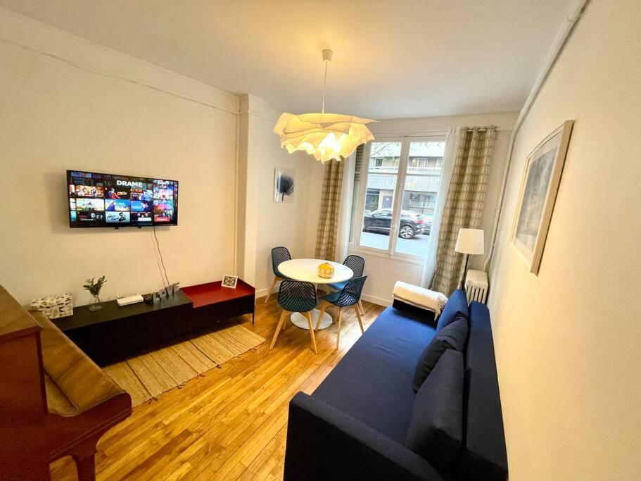 Apartment Lovely - Buttes Chaumont-pariszenith