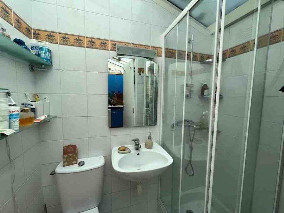Full Equiped House With Garden Hébergement de vacances Paris