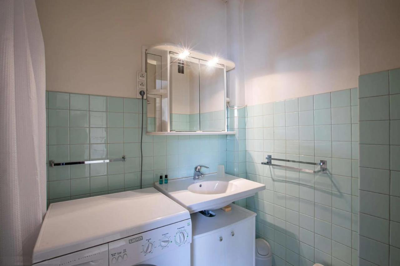 Corporate Jean Nicot 75007 Proche Tour Eiffel Minimum 20 Days Apartment