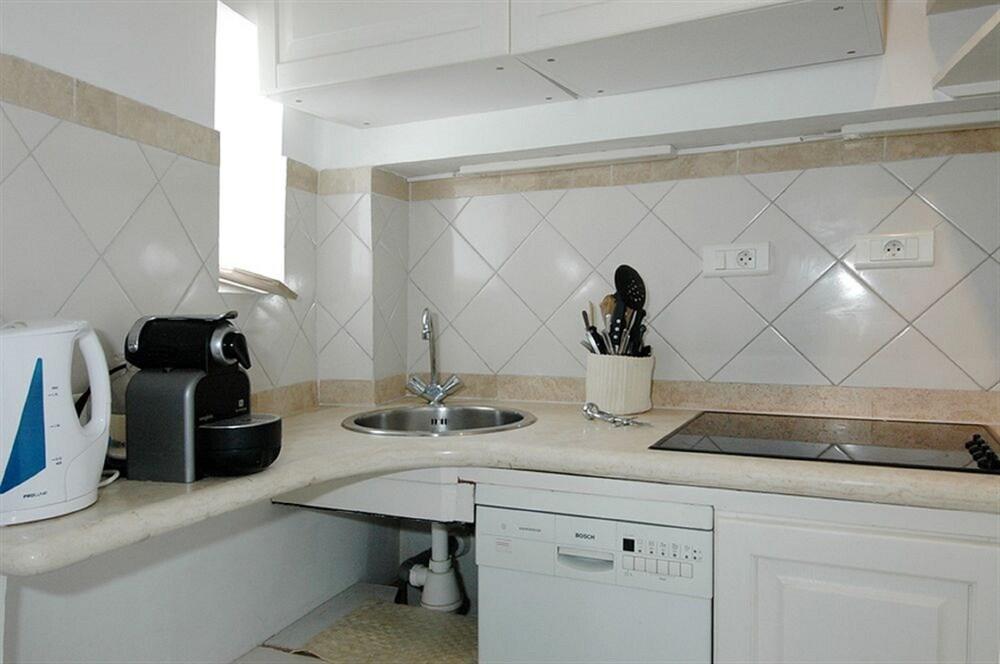 Apartment Mithouard Paris