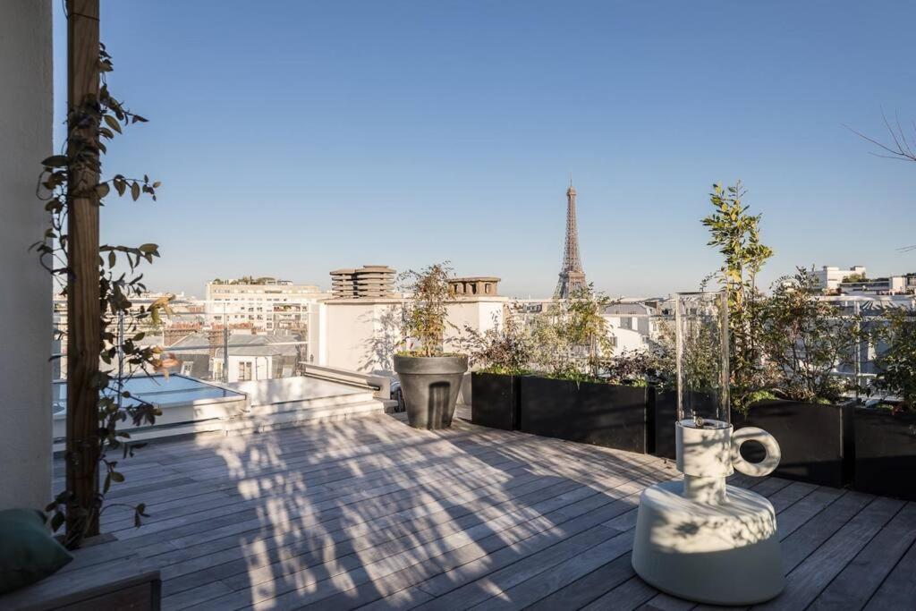 Luxury Penthouse - Eiffel Tower Apartment Paris