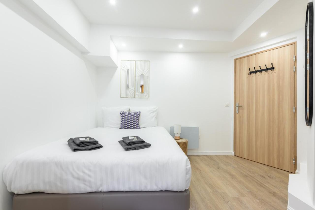 Apartment Nets - Buttes Chaumont C
