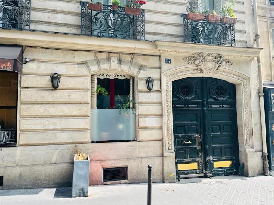 Blanche House Pres Du Moulin Rouge Paris