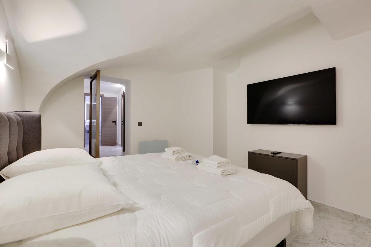 Beautiful 1br6p - Montorgueil Rdc Apartment Paris