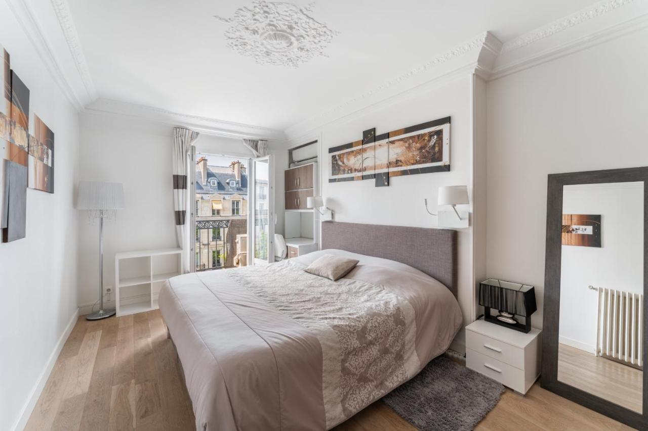 Haussmannien - Dernier Etage Apartment Paris