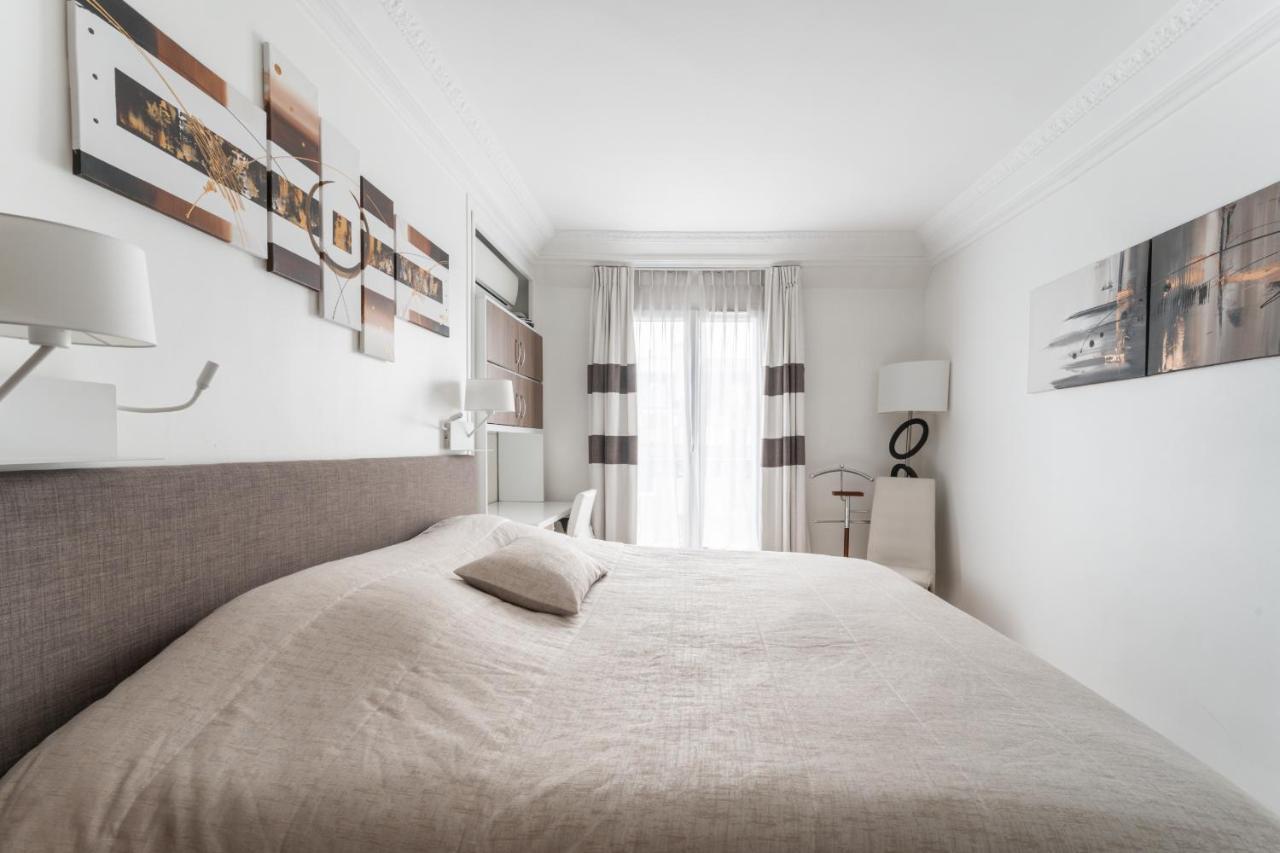 Apartment Haussmannien - Dernier Etage *