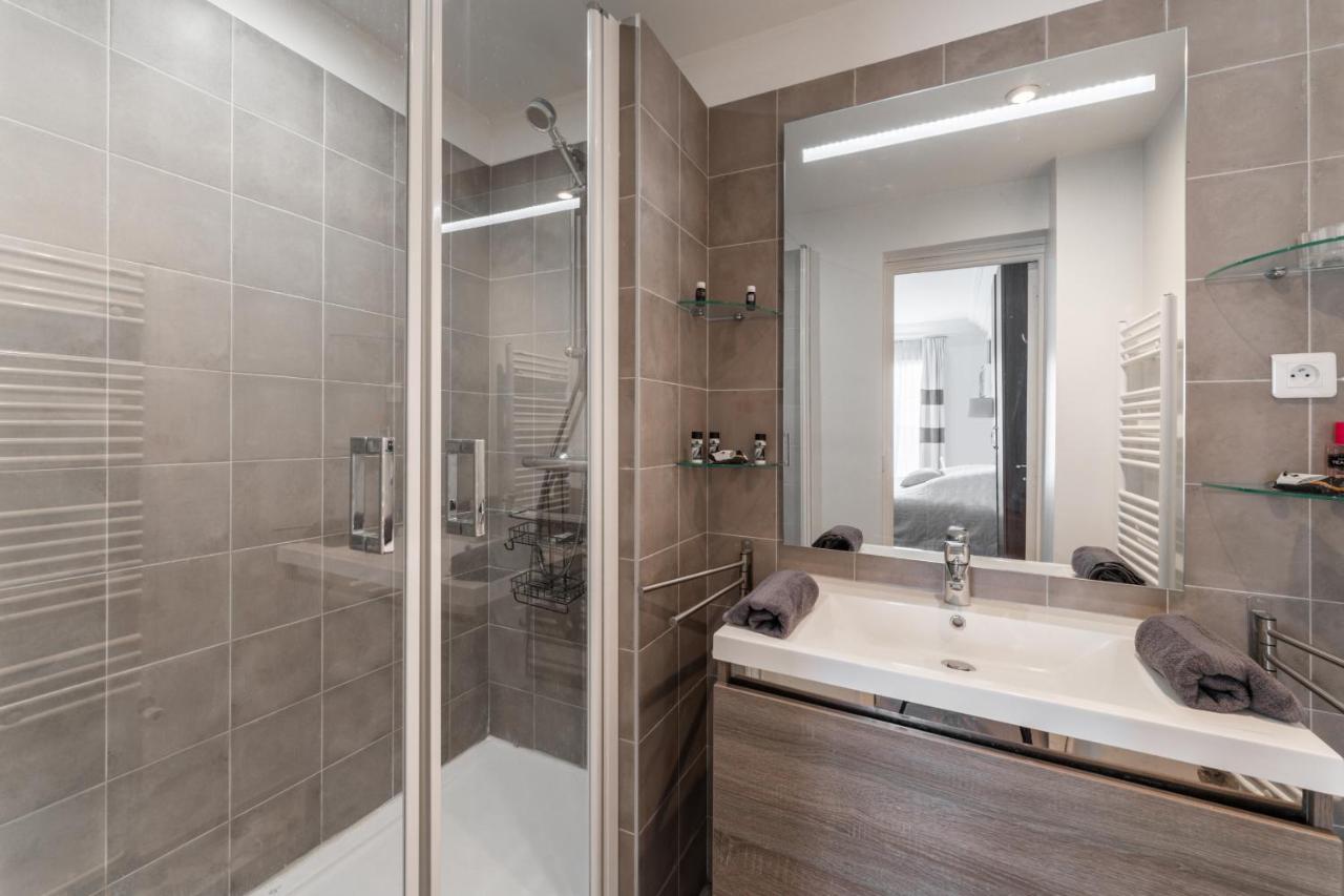 Haussmannien - Dernier Etage Apartment