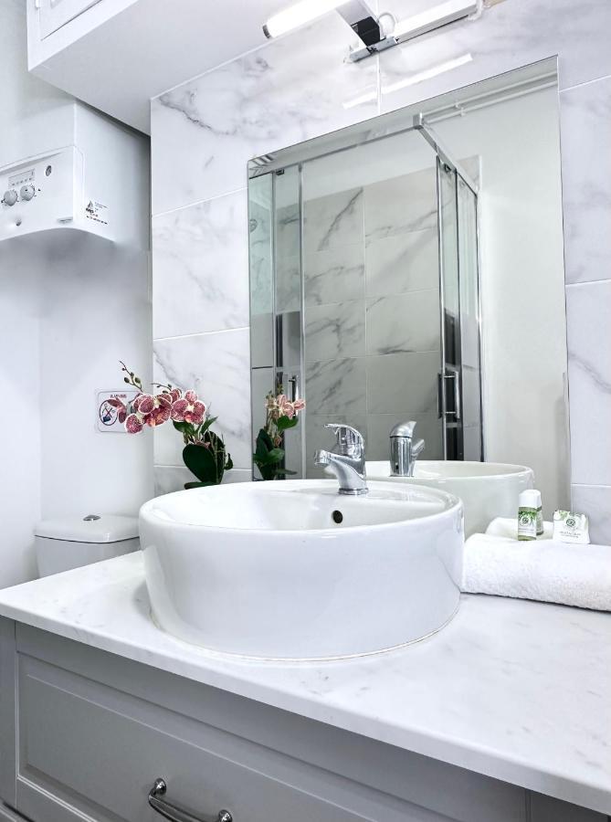 Arc De Triomphe Cosy Retreat Apartment