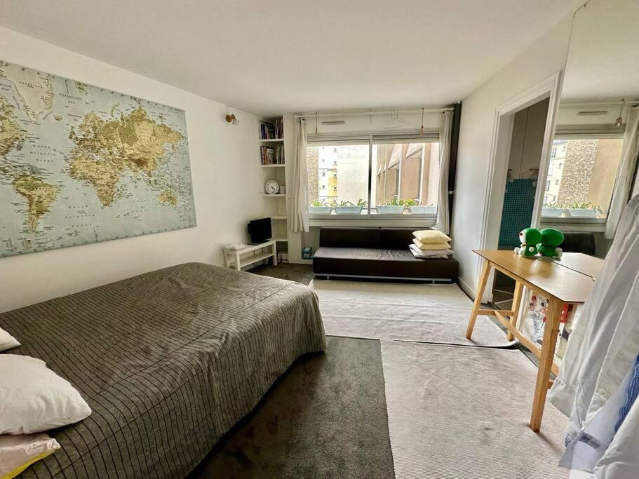 10 Canal, Studio Au Calme, Piscine Solarium * Paris