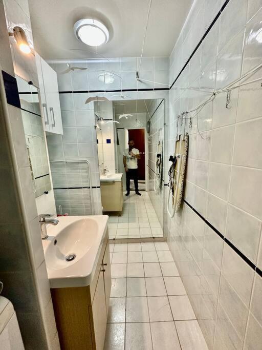 Apartamento 10 Canal, Studio Au Calme, Piscine Solarium