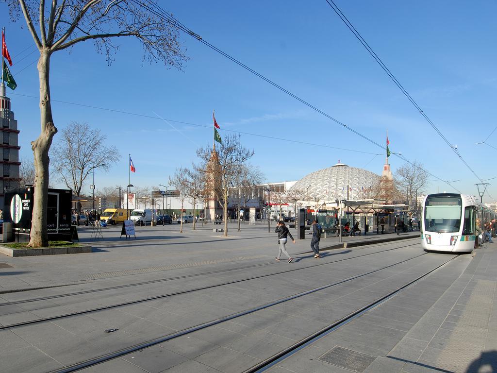 Appart'tourisme 2 Porte De Versailles Apartment *