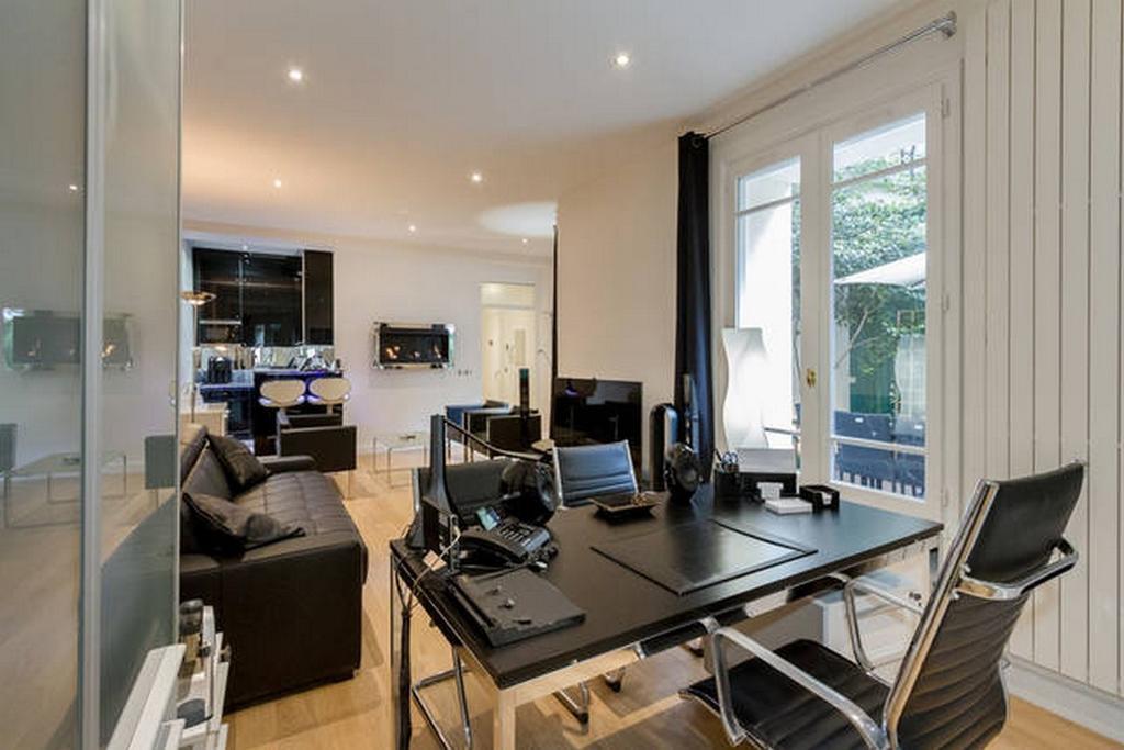 Luxury Flat With Patio Garden Appartement *