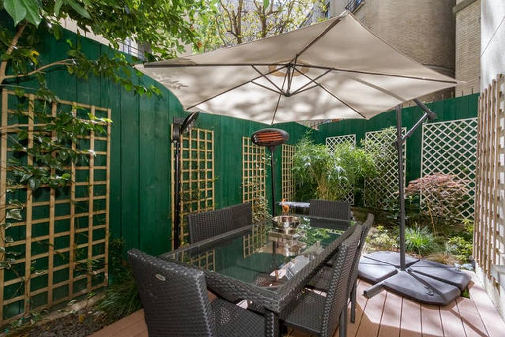 Luxury Flat With Patio Garden Appartement