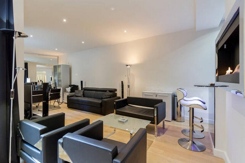 Luxury Flat With Patio Garden Appartement *