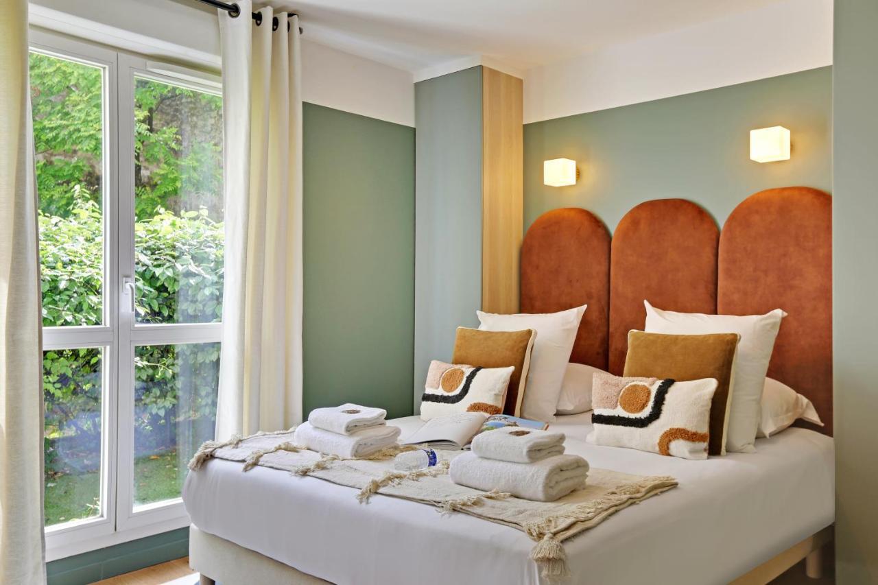 Amazing 4p/1br With Small Garden Paris