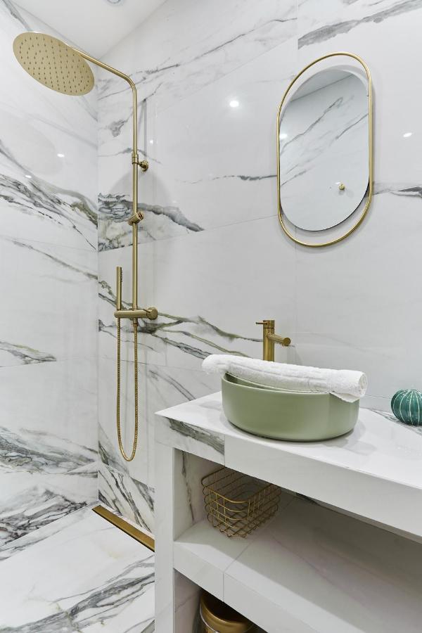 Champs Elysee Bu Prestige Apartment