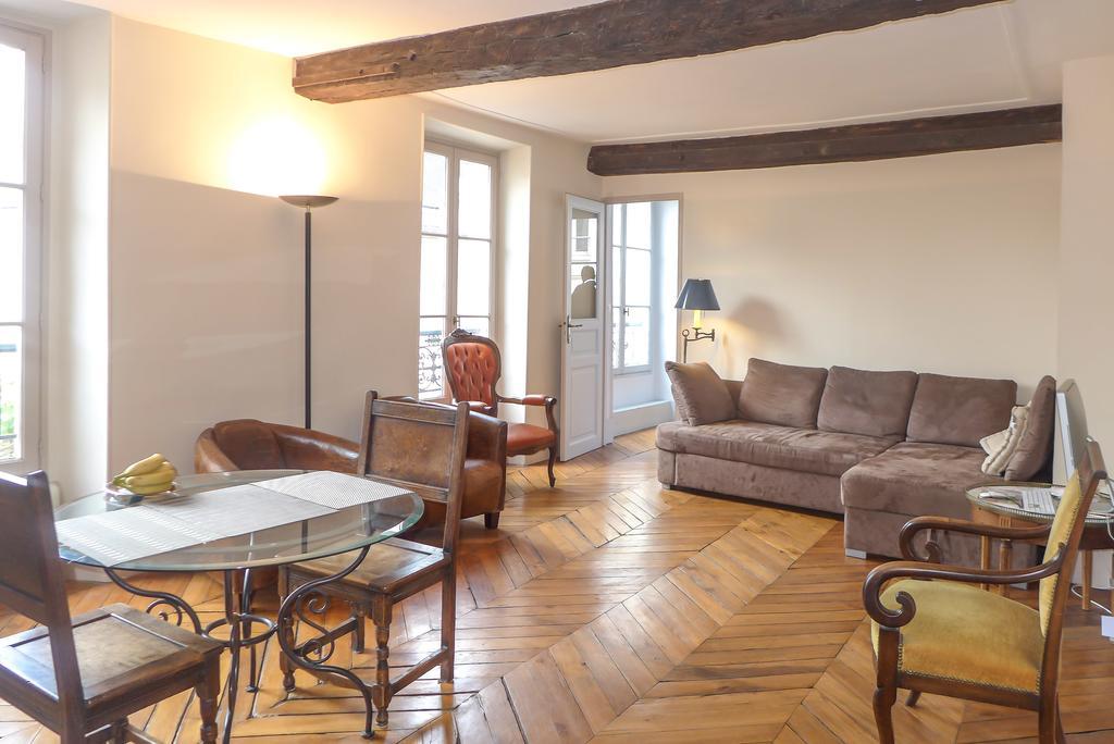 Contrescarpe Square - 2 Bedrooms In Latin Quarter * Paris
